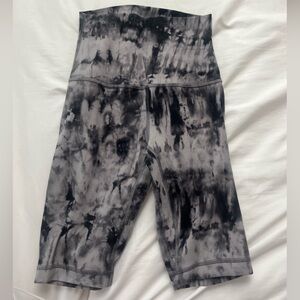 Lululemon 8in align short